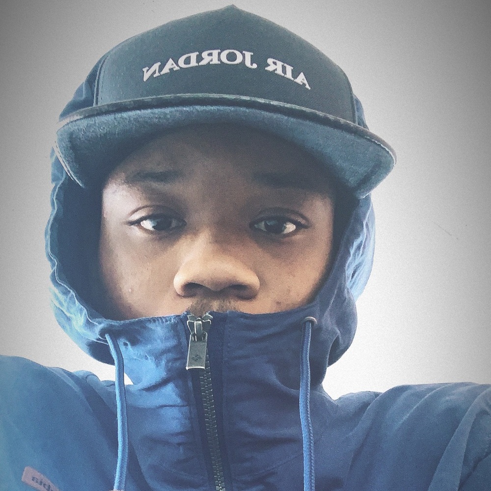 Meet your Posher, Devin